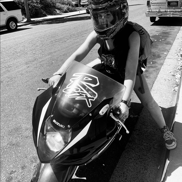 Meet your Posher, Rachel - Picture 5 of 6